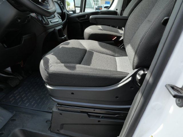 Used 2025 RAM ProMaster 2500 w/ U-Haul Equipment Group FWD image 15