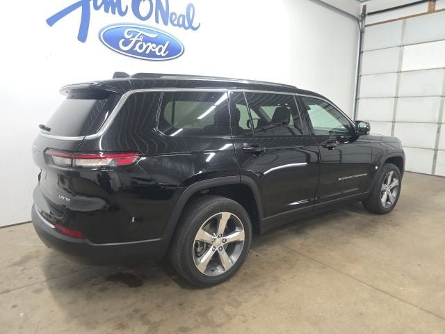 Used 2022 Jeep Grand Cherokee L Limited AWD/4WD image 13