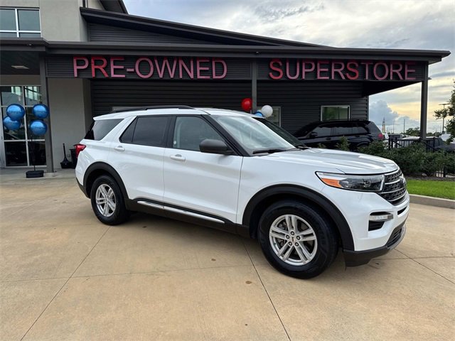 Certified 2024 Ford Explorer XLT w/ Equipment Group 202A