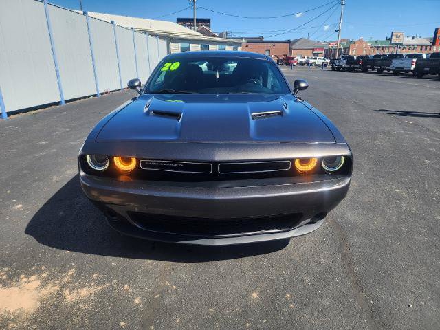 Used 2020 Dodge Challenger SXT RWD image 8