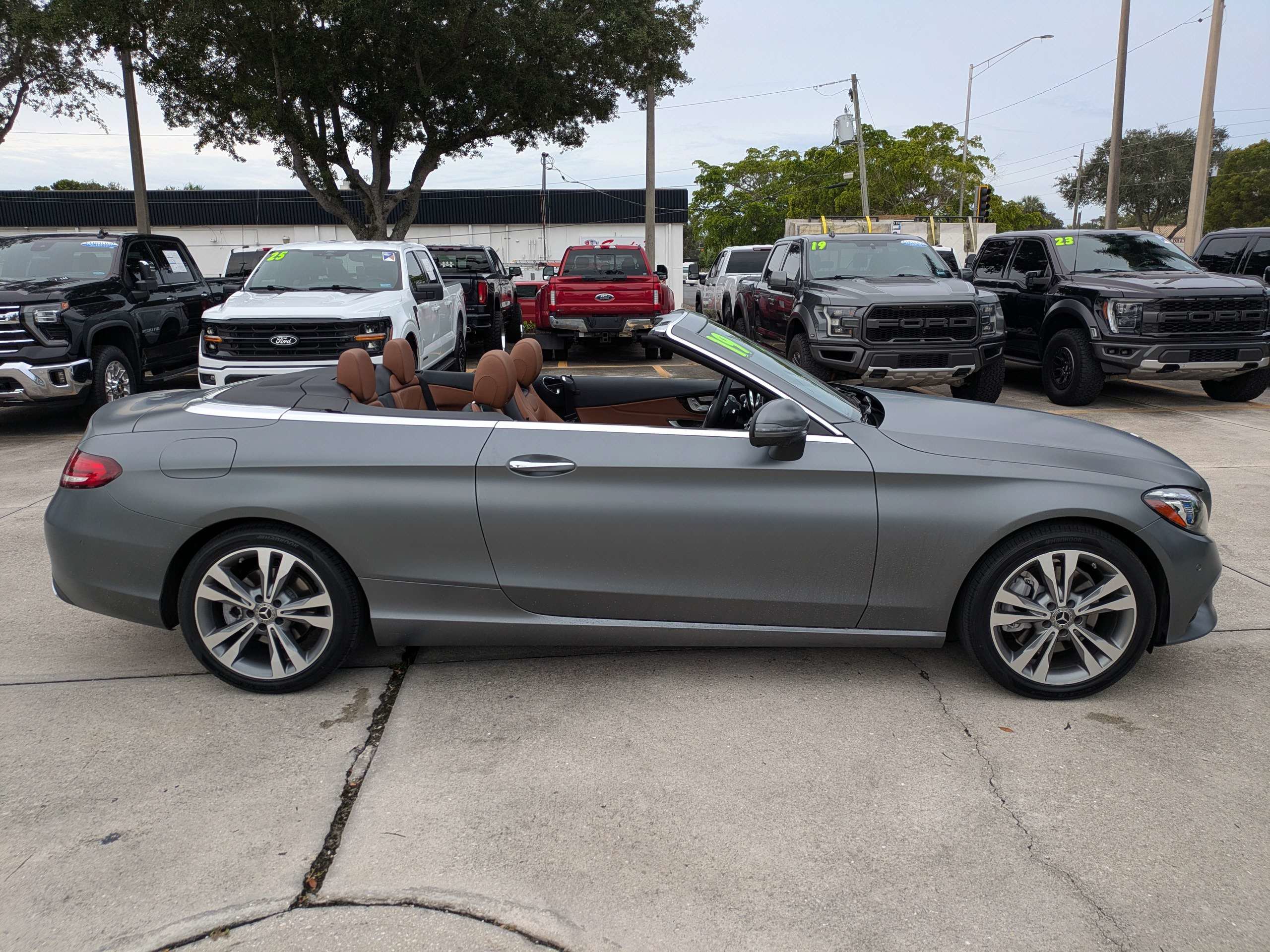 Used 2019 Mercedes-Benz C 300 4MATIC Cabriolet image 3