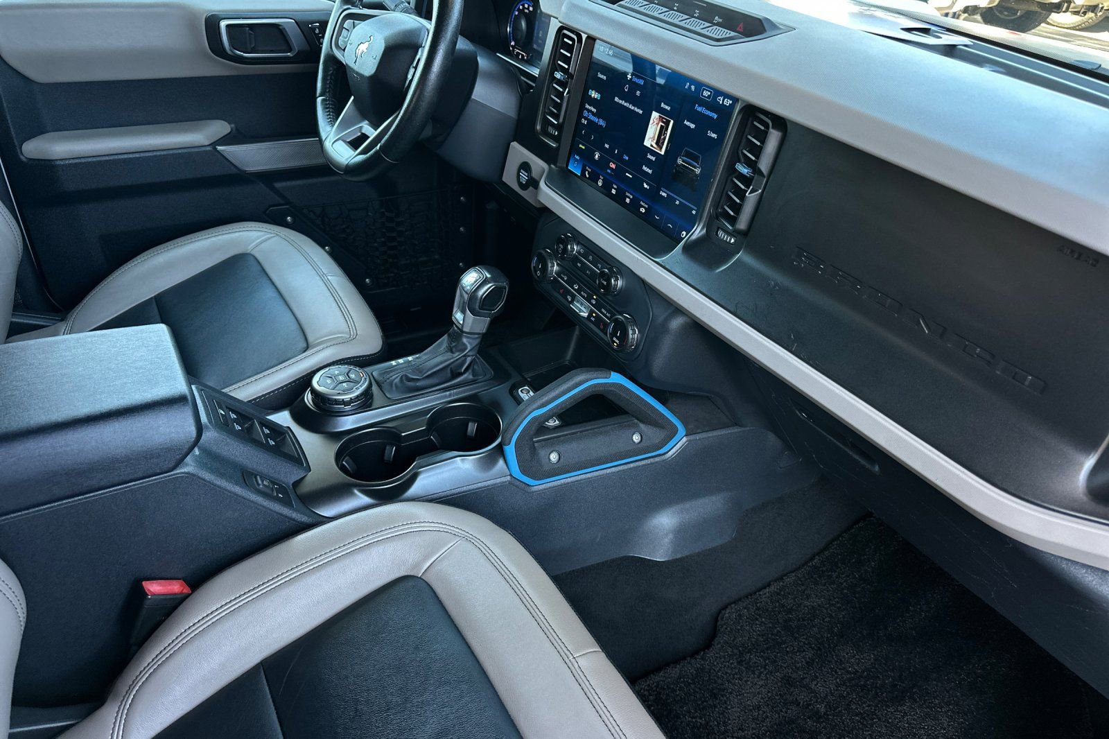 Certified 2022 Ford Bronco Wildtrak AWD/4WD image 15