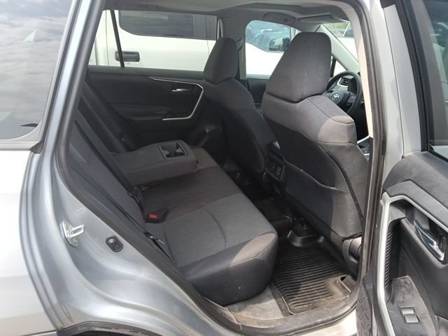 Used 2019 Toyota RAV4 XLE AWD/4WD image 15
