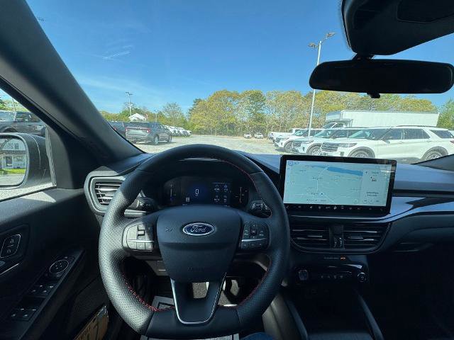 Certified 2025 Ford Escape ST-Line w/ Tech Pack #1 AWD/4WD image 15