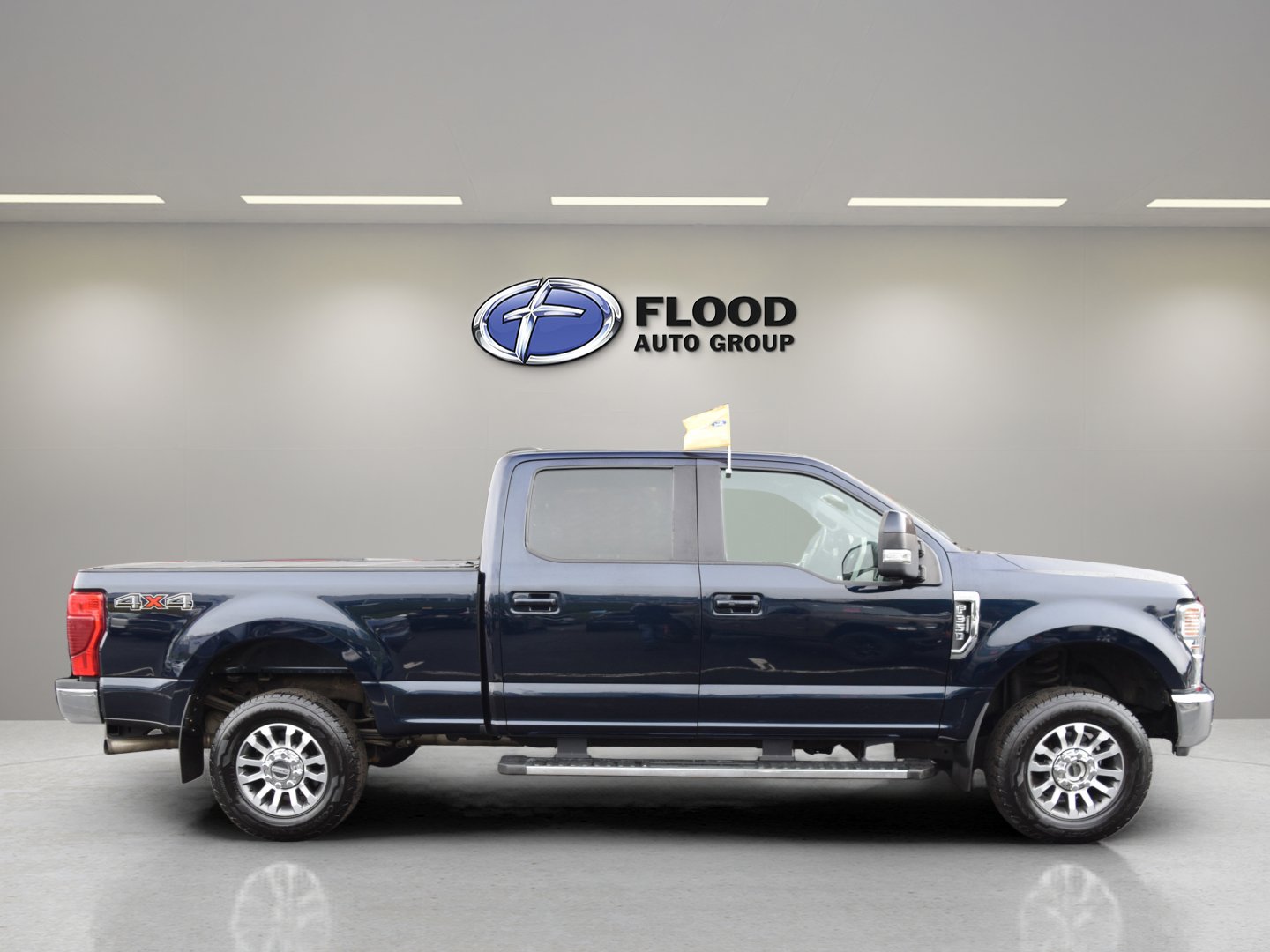Certified 2022 Ford F350 Lariat w/ Lariat Ultimate Package AWD/4WD image 3