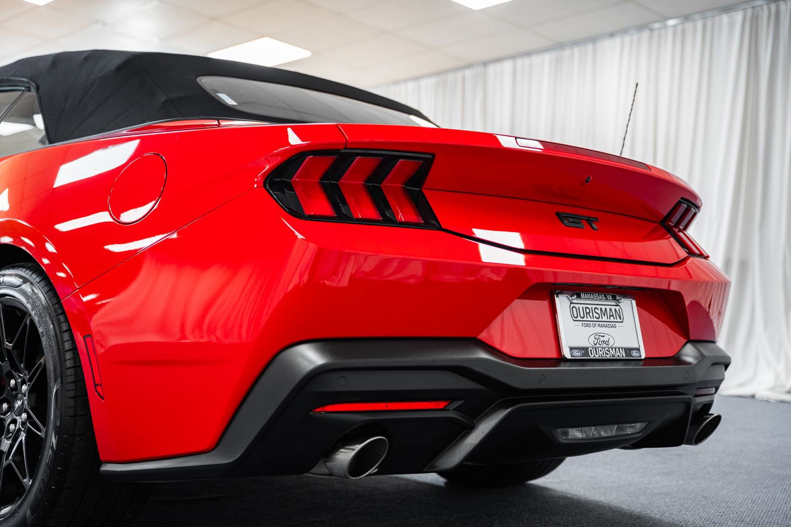 Certified 2024 Ford Mustang GT Premium w/ GT Performance Package image 6