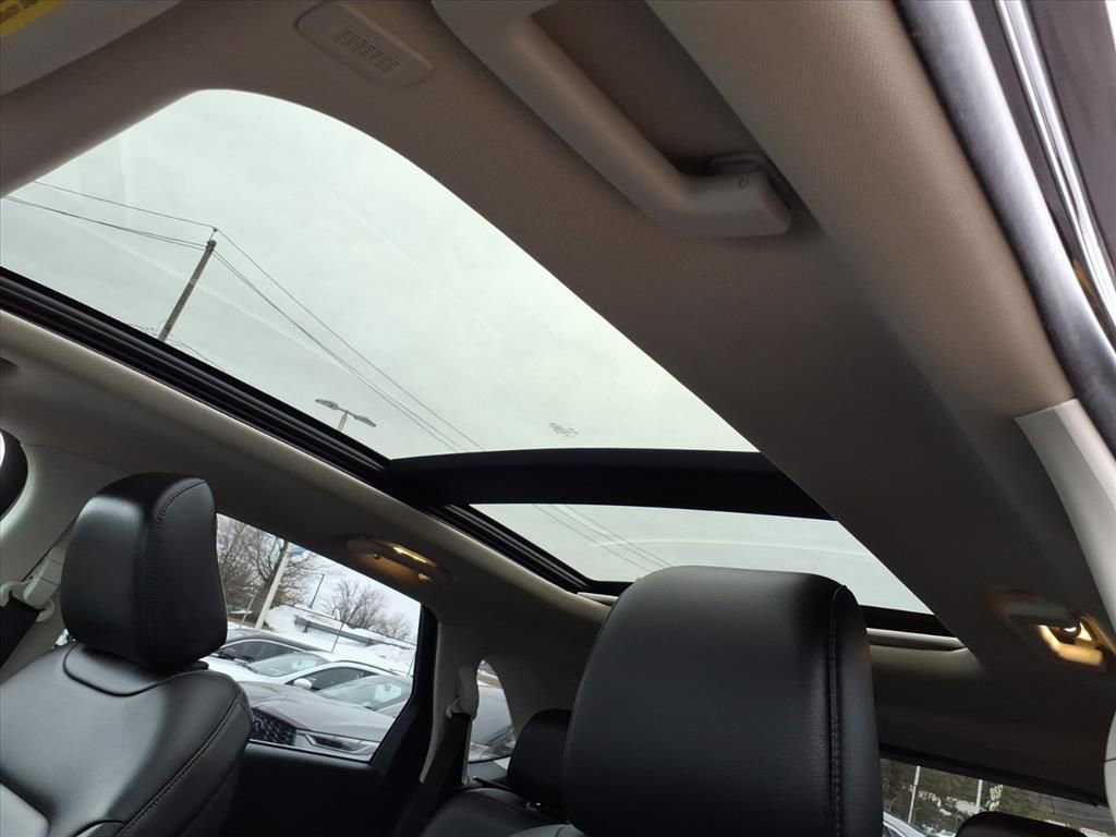 Certified 2020 Ford Edge SEL w/ Cold Weather Package image 13