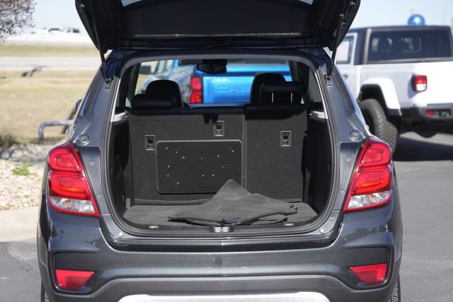 Used 2017 Chevrolet Trax LT w/ LT Convenience Package image 30