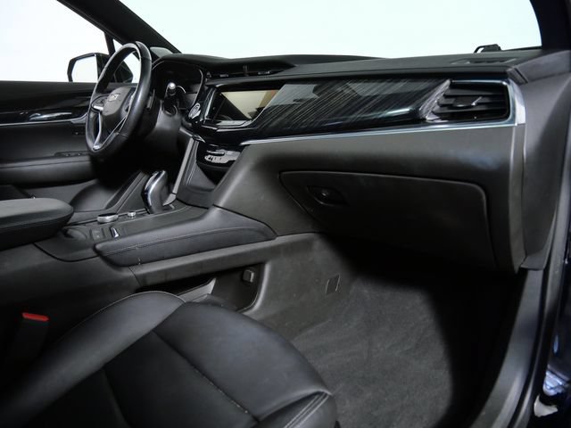 Used 2022 Cadillac XT6 Premium Luxury AWD/4WD image 12