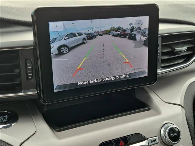 Certified 2023 Ford Explorer XLT w/ Equipment Group 202A AWD/4WD image 14