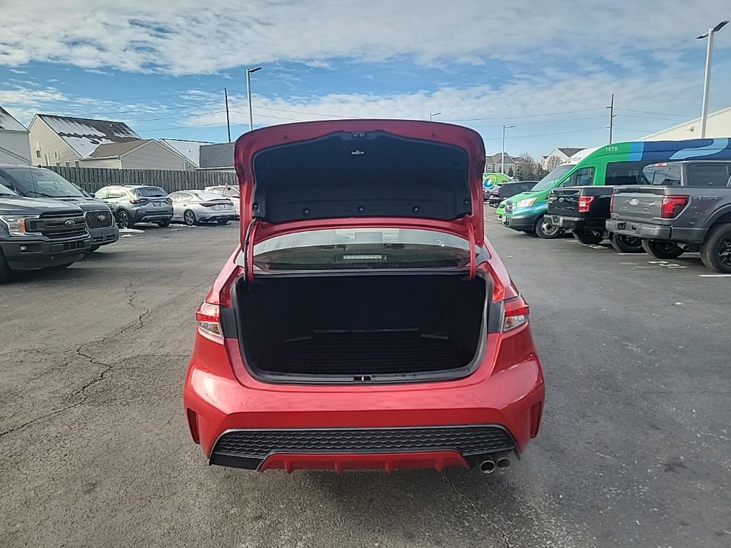 Used 2020 Toyota Corolla SE image 31