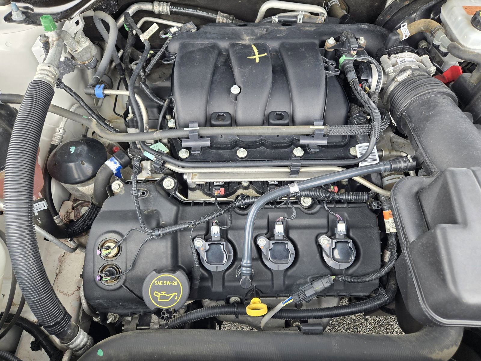 Certified 2018 Ford Explorer FWD image 30
