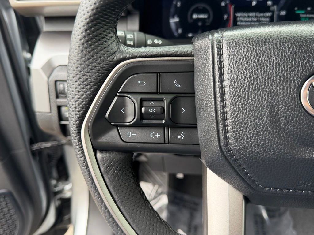 Used 2024 Toyota Tacoma TRD Off-Road w/ TRD Off Road Premium Package AWD/4WD image 26