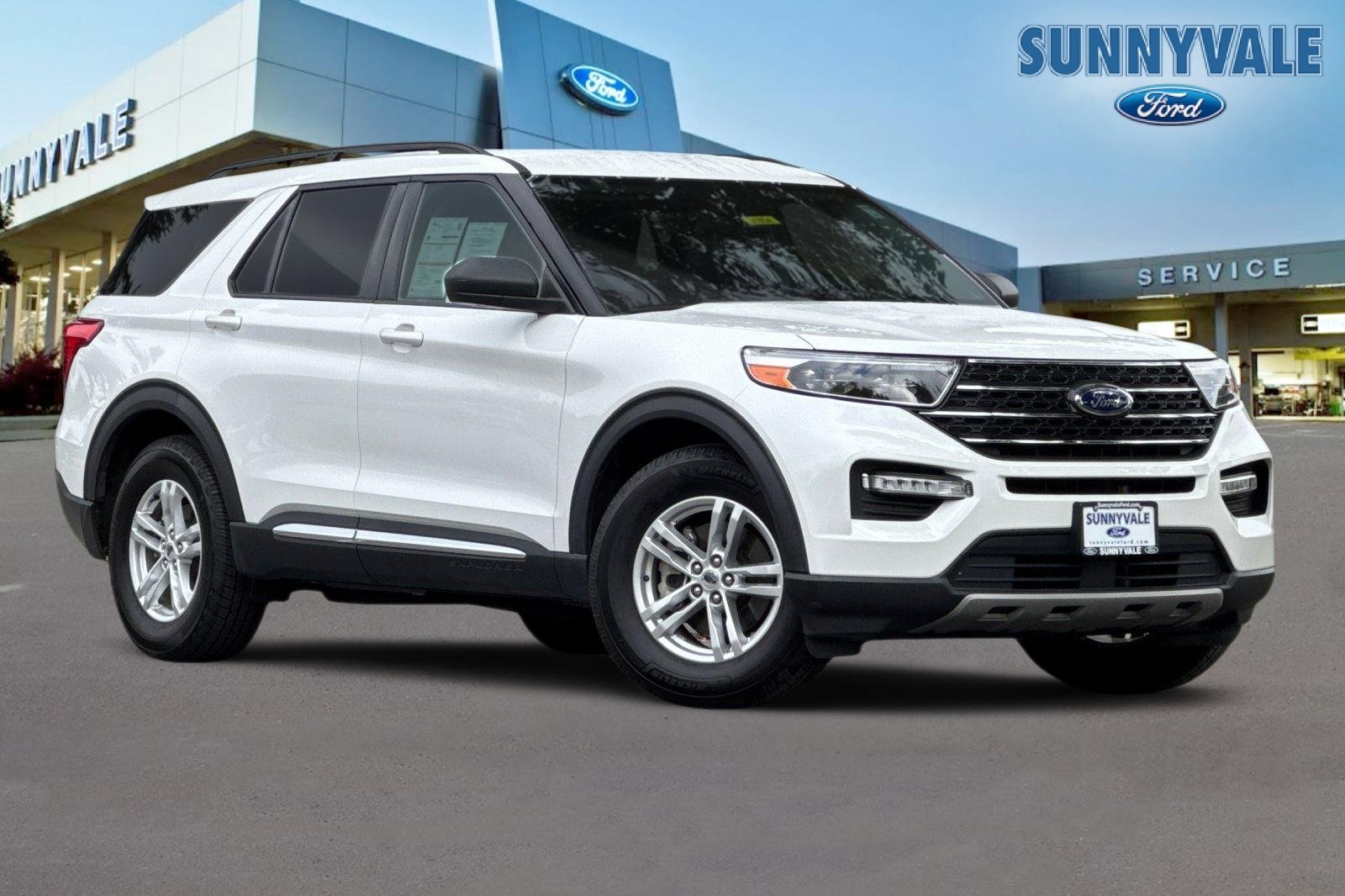 Certified 2022 Ford Explorer XLT w/ Equipment Group 202A