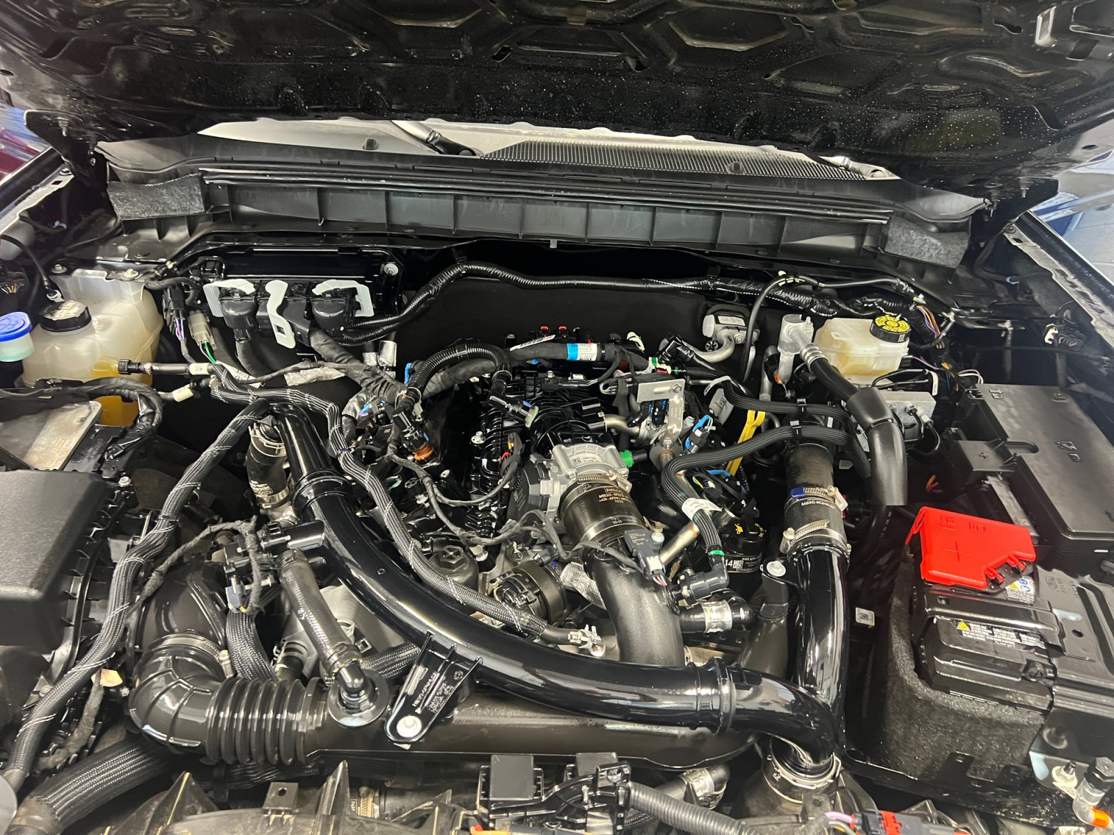 Certified 2025 Ford Bronco Outer Banks AWD/4WD image 33