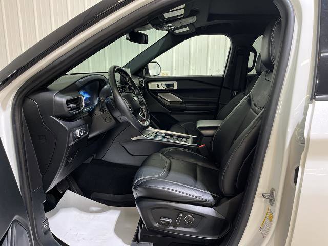 Certified 2020 Ford Explorer ST w/ Premium Technology Package image 2