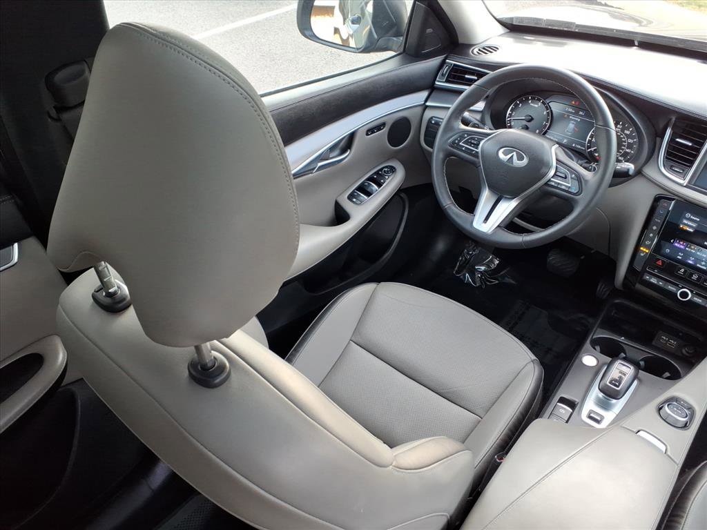 Used 2023 INFINITI QX50 Luxe image 14
