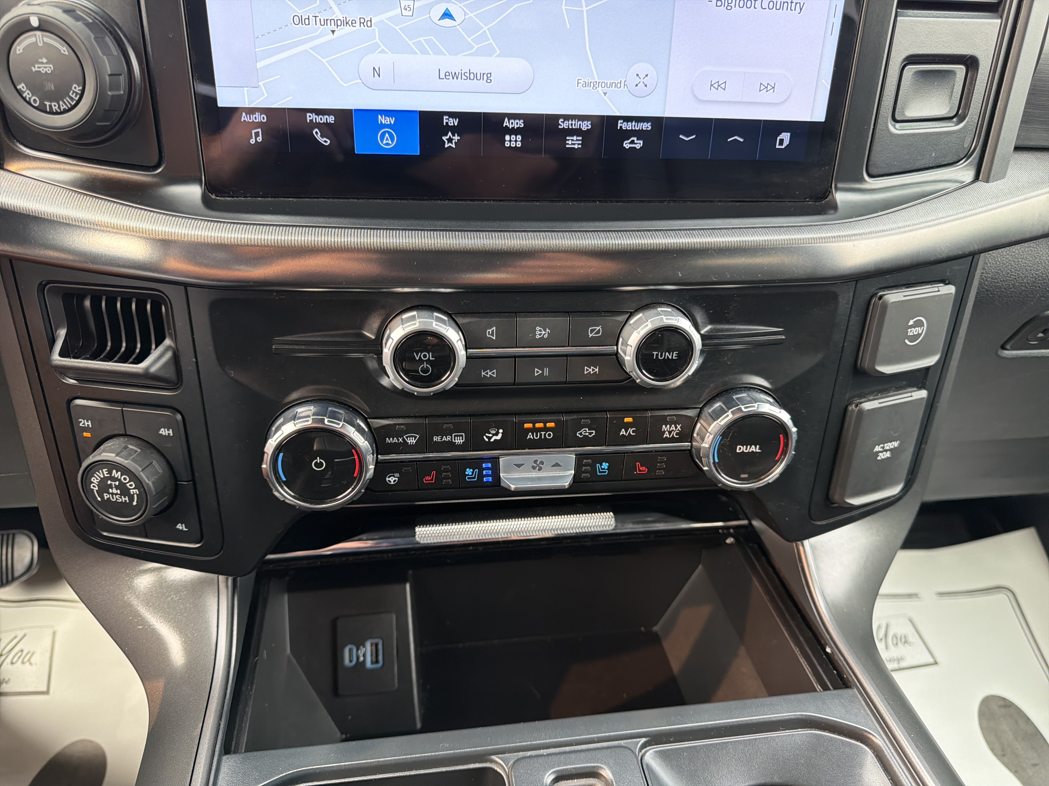 Certified 2024 Ford F150 Lariat AWD/4WD image 26