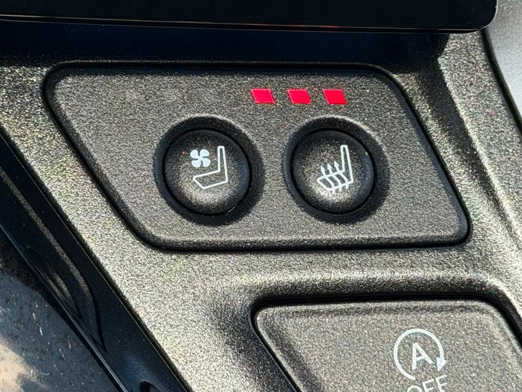 Used 2019 Honda Odyssey Elite image 37