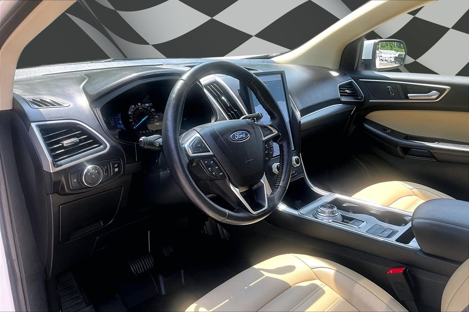 Certified 2022 Ford Edge SEL w/ Convenience Package AWD/4WD image 13