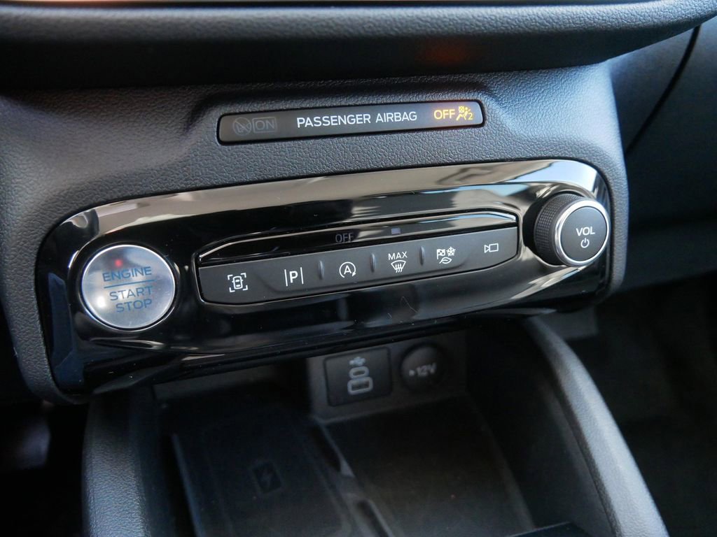 Certified 2024 Ford Escape Platinum image 25