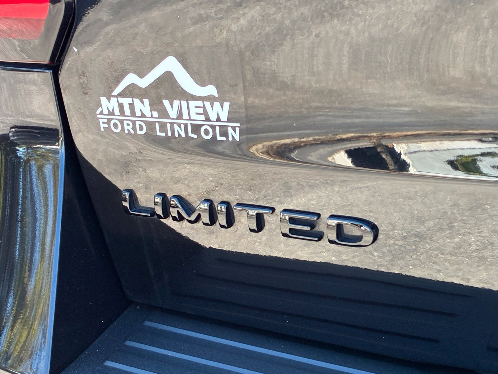Certified 2024 Ford Expedition Max Limited AWD/4WD image 10