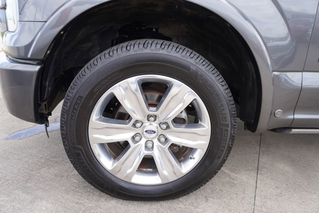 Certified 2020 Ford Edge Titanium FWD image 31