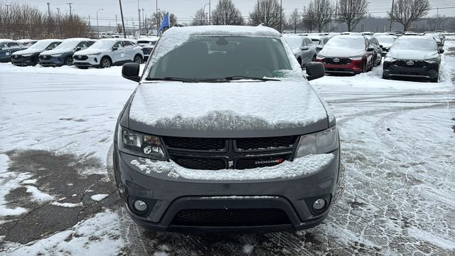 Used 2019 Dodge Journey SE w/ Blacktop Package image 9
