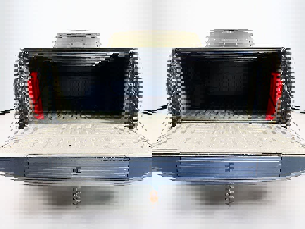 Certified 2019 Ford F150 Raptor w/ Equipment Group 802A Luxury image 22