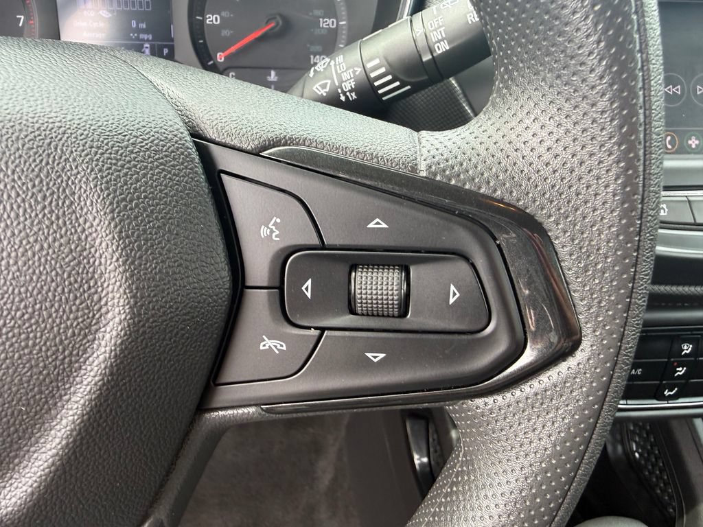 Used 2023 Chevrolet TrailBlazer LT FWD image 25