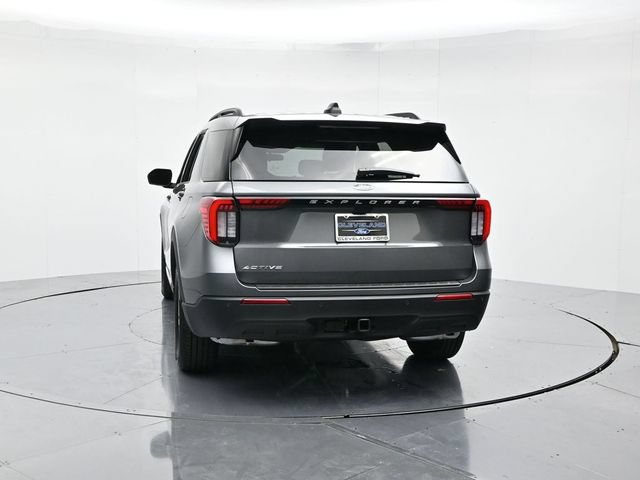 Certified 2026 Ford Explorer Active RWD image 8