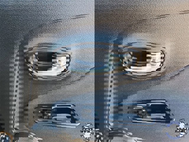 Used 2019 Jeep Renegade Latitude w/ Cold Weather Group image 30