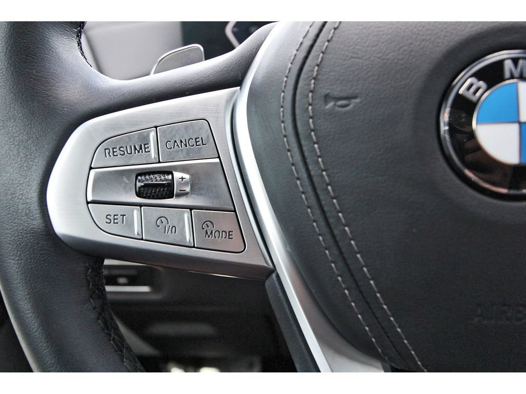 Used 2024 BMW X7 xDrive40i w/ Climate Comfort Package AWD/4WD image 19