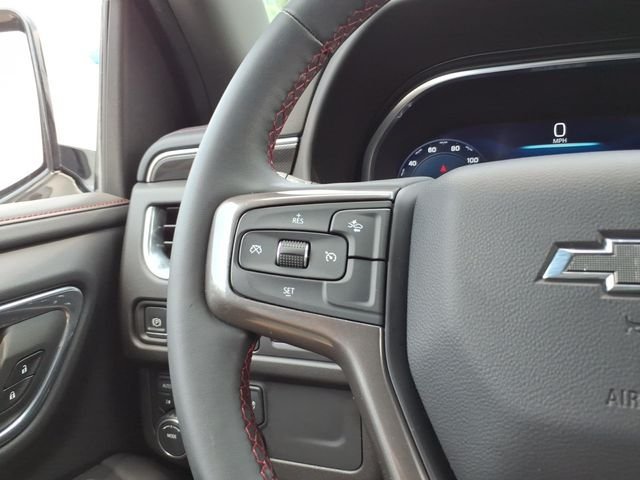 Used 2023 Chevrolet Suburban RST AWD/4WD image 25