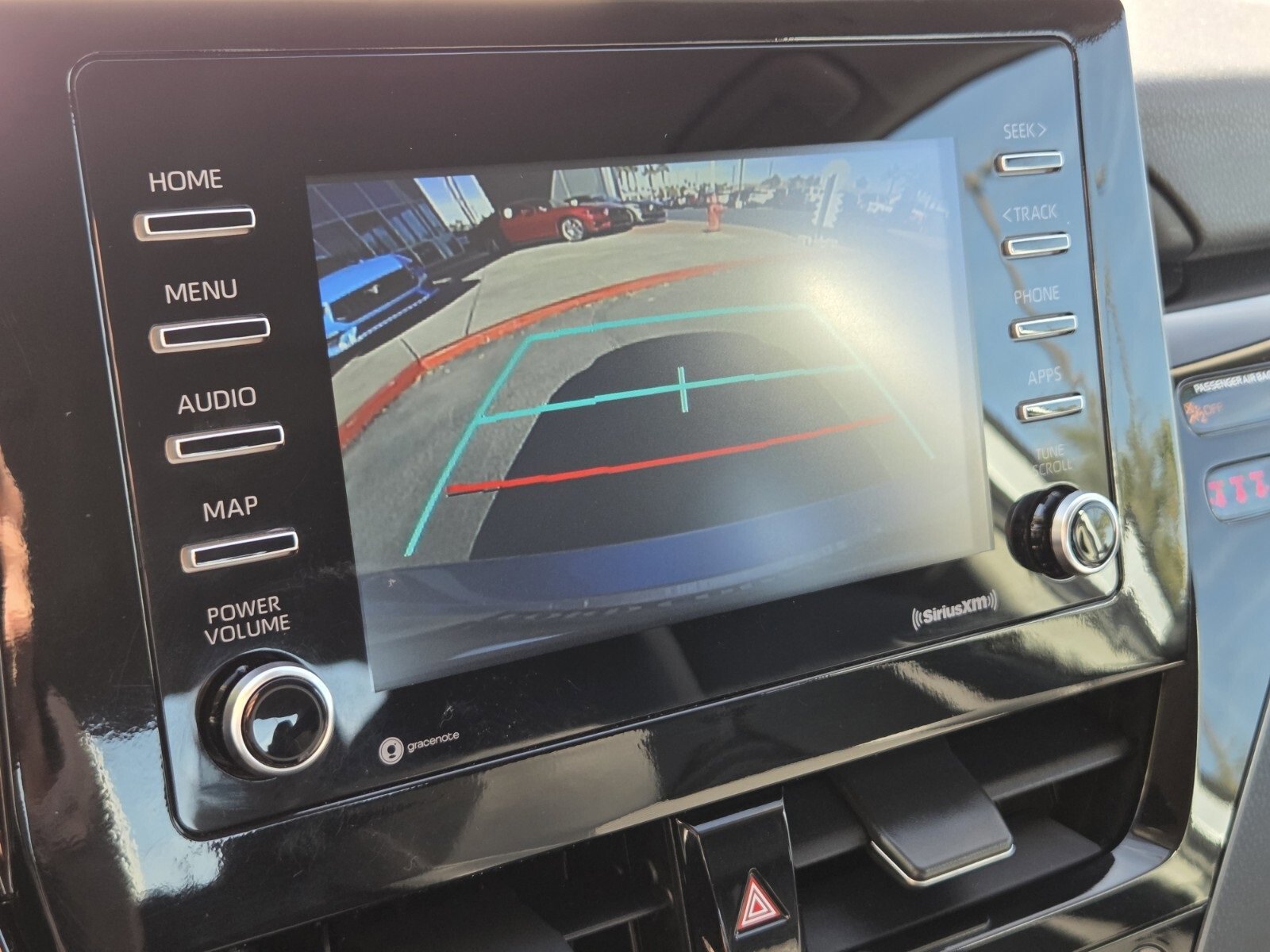 Used 2024 Toyota Camry SE image 21