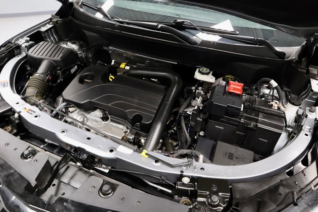 Used 2025 Chevrolet Equinox RS w/ Safety and Technology Package image 17