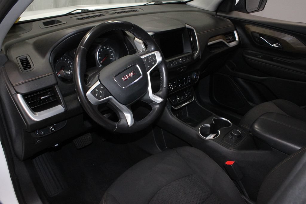 Used 2020 GMC Terrain SLE w/ Elevation Edition FWD image 23