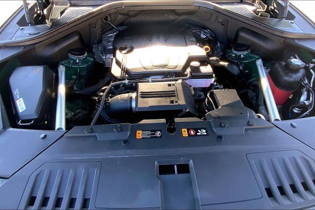 Used 2024 Genesis GV80 2.5T w/ Prestige Package image 30