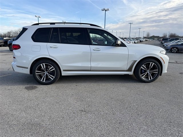 Used 2022 BMW X7 M50i w/ Cold Weather Package image 3