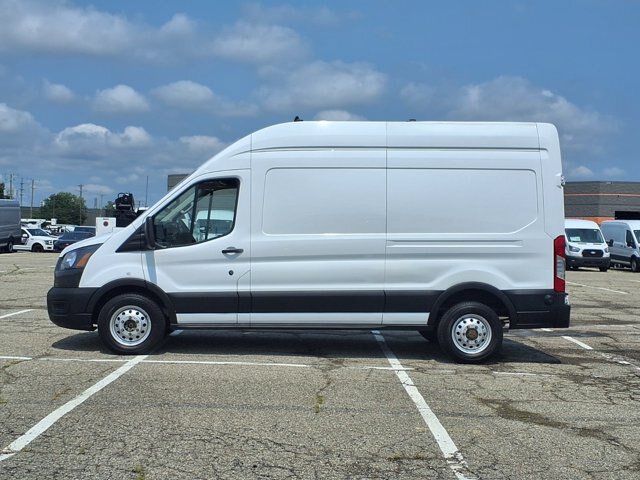 Certified 2023 Ford Transit 250 148 High Roof AWD w/ Load Area Protection Package image 31