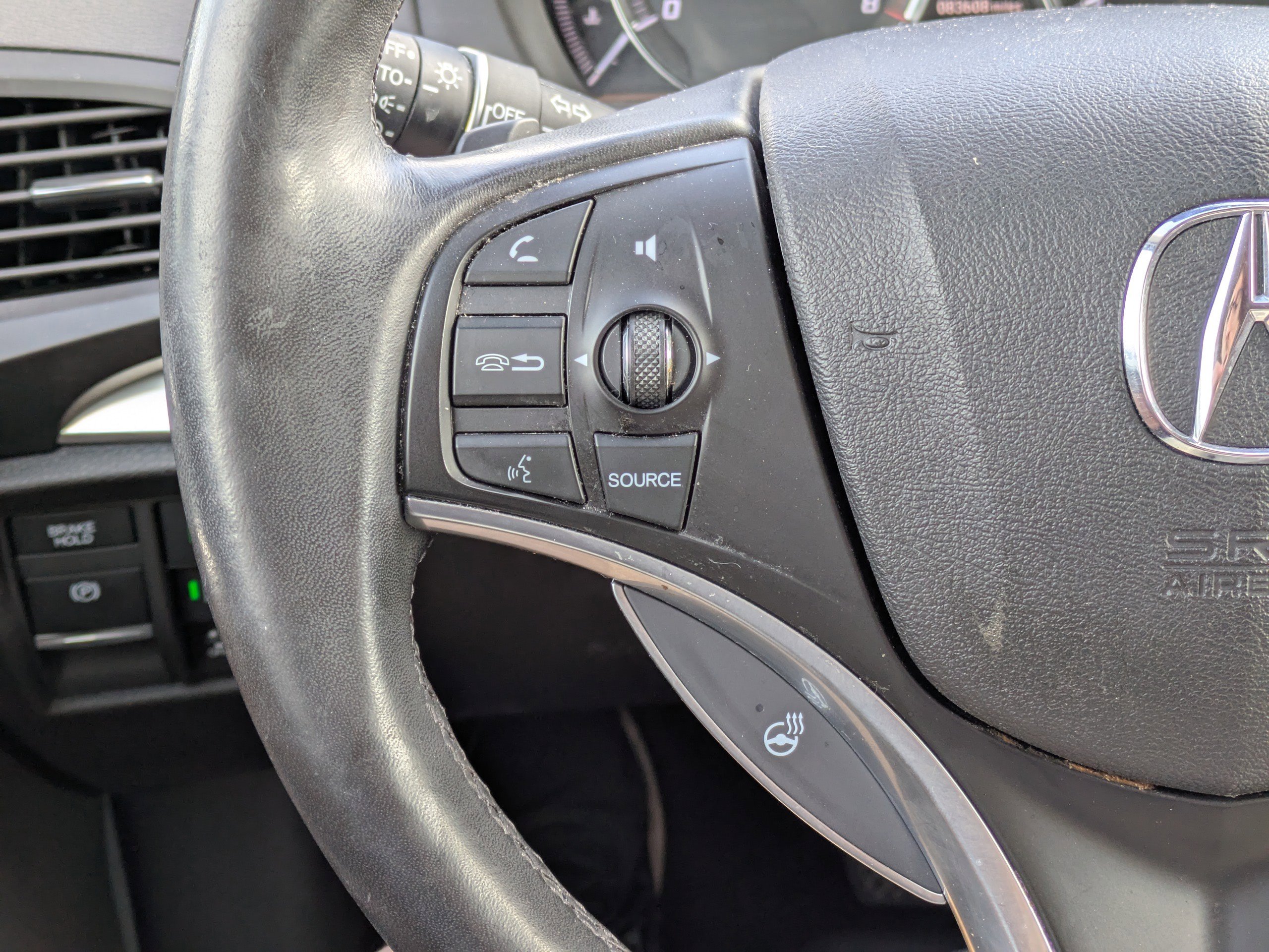 Used 2020 Acura MDX SH-AWD w/ Advance Package image 18