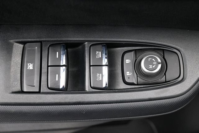 Used 2025 Subaru Forester Touring AWD/4WD image 14