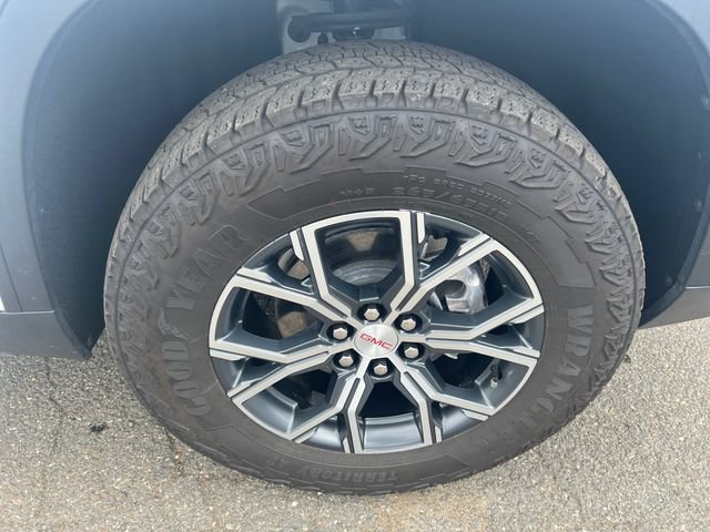 Used 2025 GMC Acadia AT4 AWD/4WD image 9