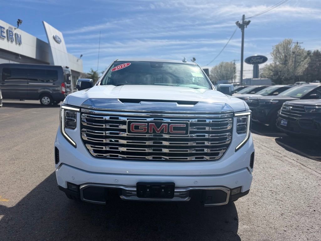 Used 2022 GMC Sierra 1500 Denali AWD/4WD image 12