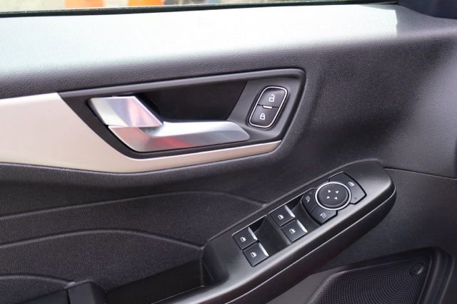 Certified 2022 Ford Escape SEL image 13