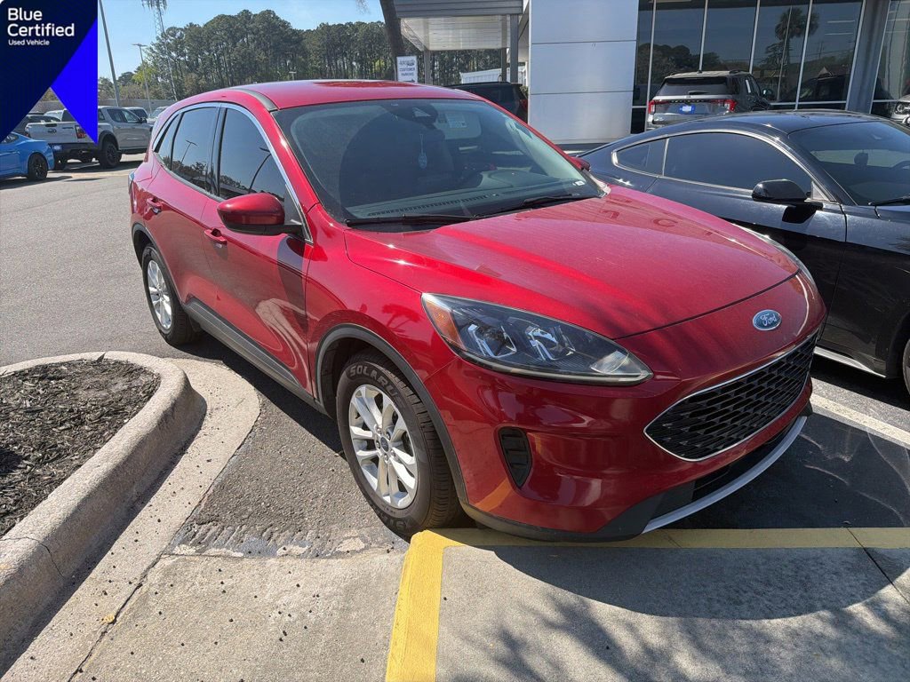 Certified 2020 Ford Escape SE image 1