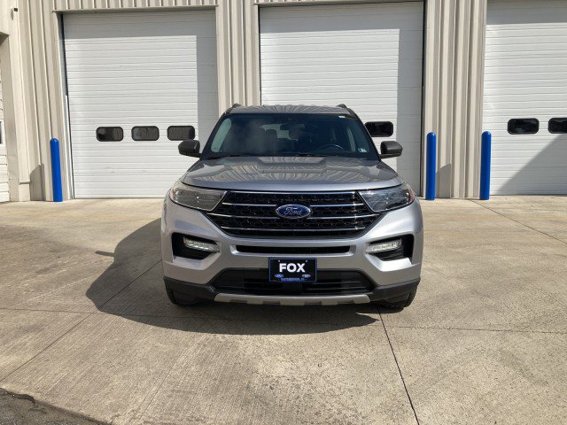 Certified 2020 Ford Explorer XLT w/ Equipment Group 202A AWD/4WD image 9