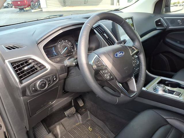 Certified 2024 Ford Edge SEL w/ Convenience Package AWD/4WD image 18