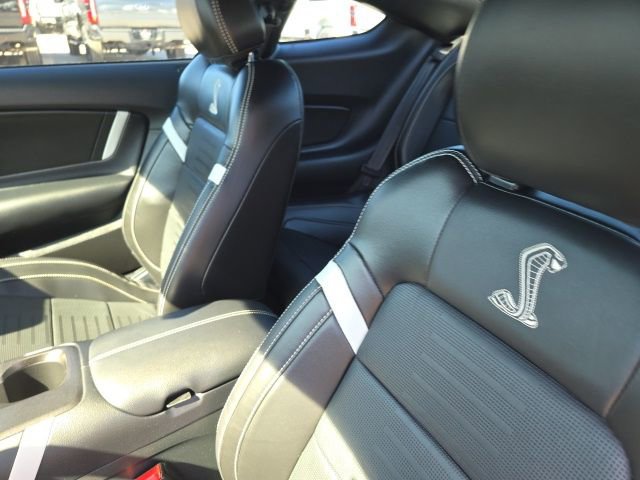 Certified 2021 Ford Mustang Shelby GT500 w/ Technology Package image 13