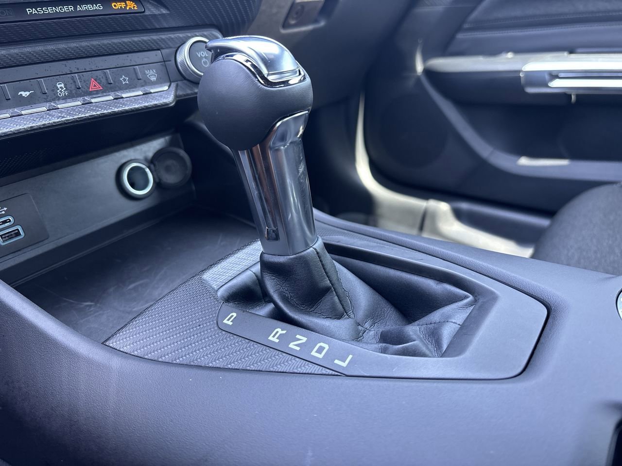 Certified 2025 Ford Mustang Coupe RWD image 23